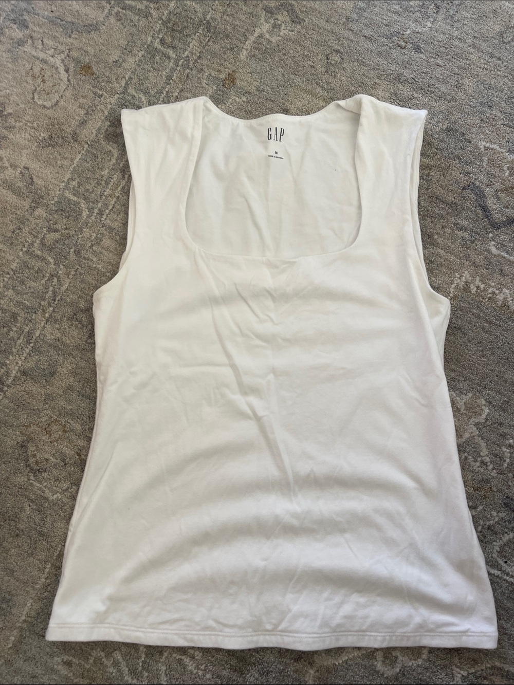 GAP White Scoop Neck Tank Top
